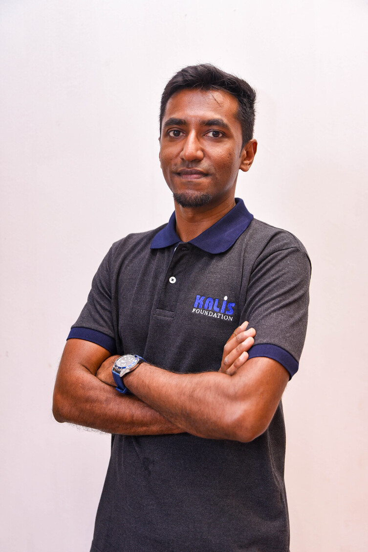 Mr. Mohammad Deenazad Outim